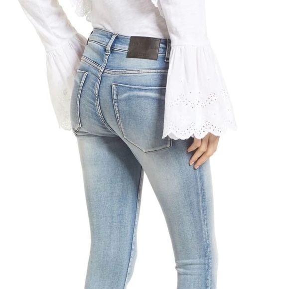 One X One Teaspoon FreeBirds II Low Waist Stretch Jeans Fitted Leg Light Wash - Picture 10 of 11